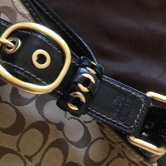 Coach Handbag - Picture 3 of 14